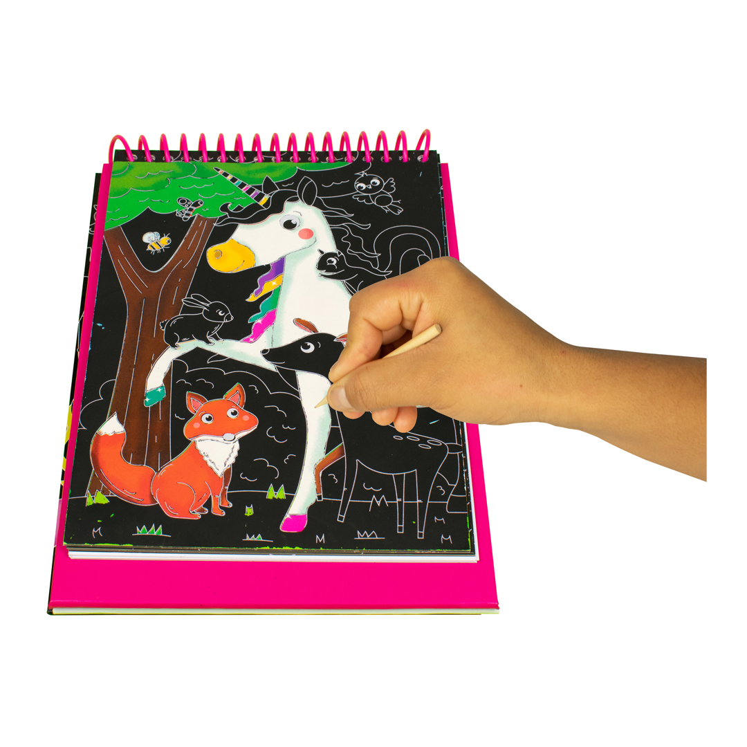 Libro intercativo raspa y colorea Unicornio - 0685071355725-5