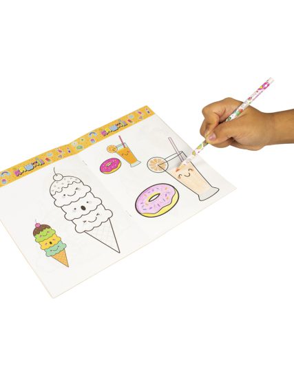 Libro para colorear Diviertete pintando kawaii pretty - 9788419643056-4